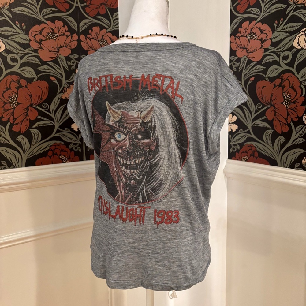 Vintage 1983 Iron Maiden Graphic Tee ๐ฌ๐ง - Picture 3 of 8